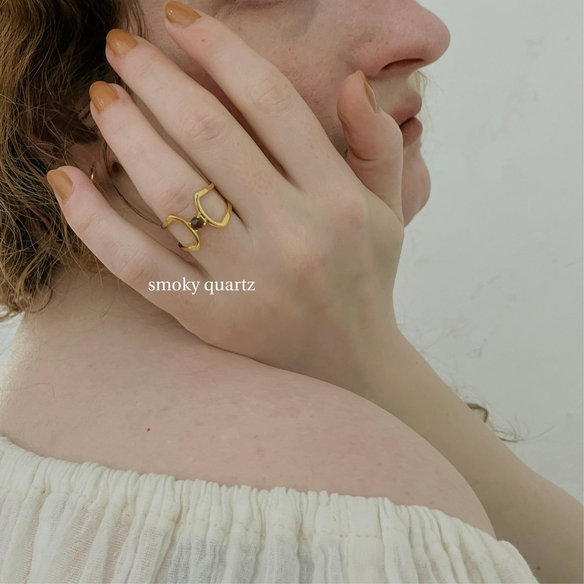 celosia ring / gold / smoky quartz | 9枚目